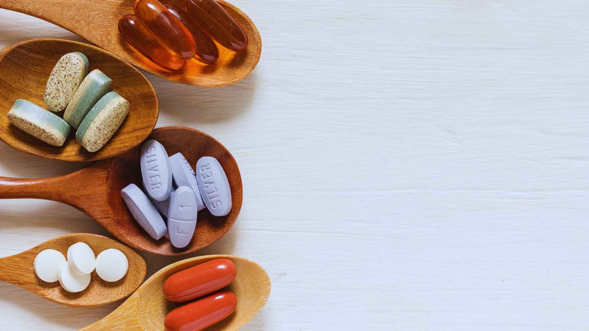 Suplementos esenciales para mujeres a partir de los 40 - Jara Díaz