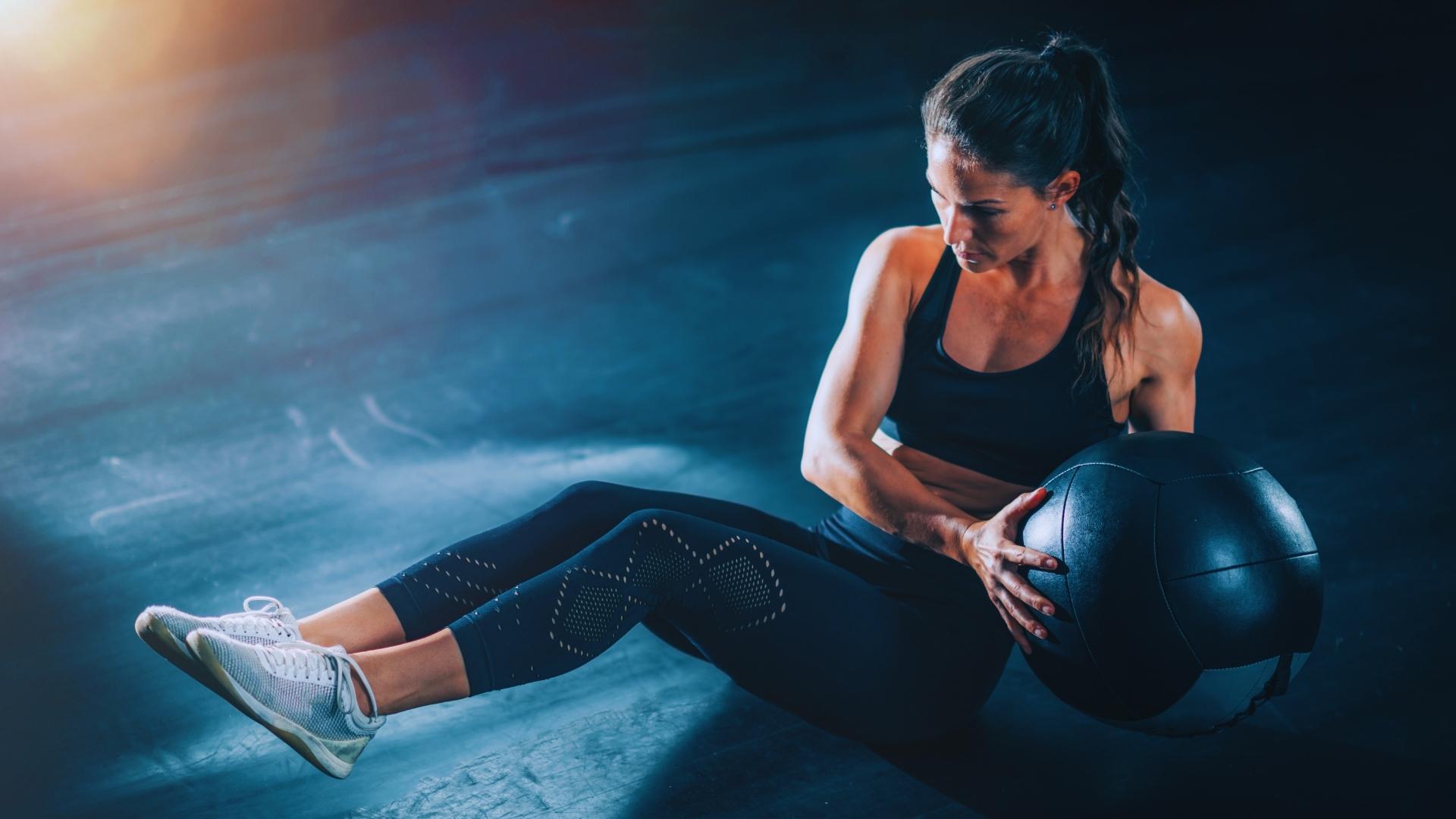 ¿Por qué las mujeres necesitamos entrenar fuerza? - Jara Díaz